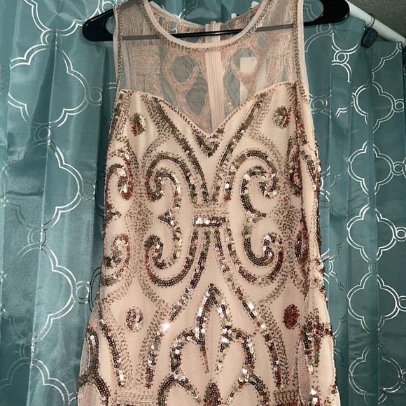 Vvm Curve Formal Dress. Size Medium.  Rose Gold. Sheer Top.  NWT. Has Stretch - Picture 4 of 14